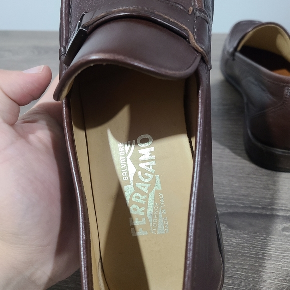 Salvatore Ferragamo leather shoes size 6.5 - Picture 3 of 7